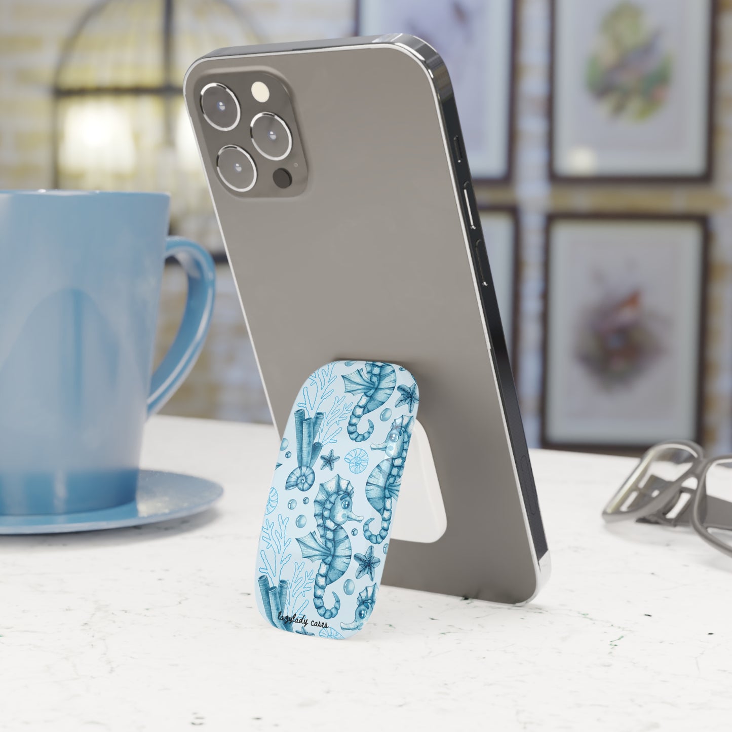 Beach-Inspired Phone Click-On Grip with Seahorse Design