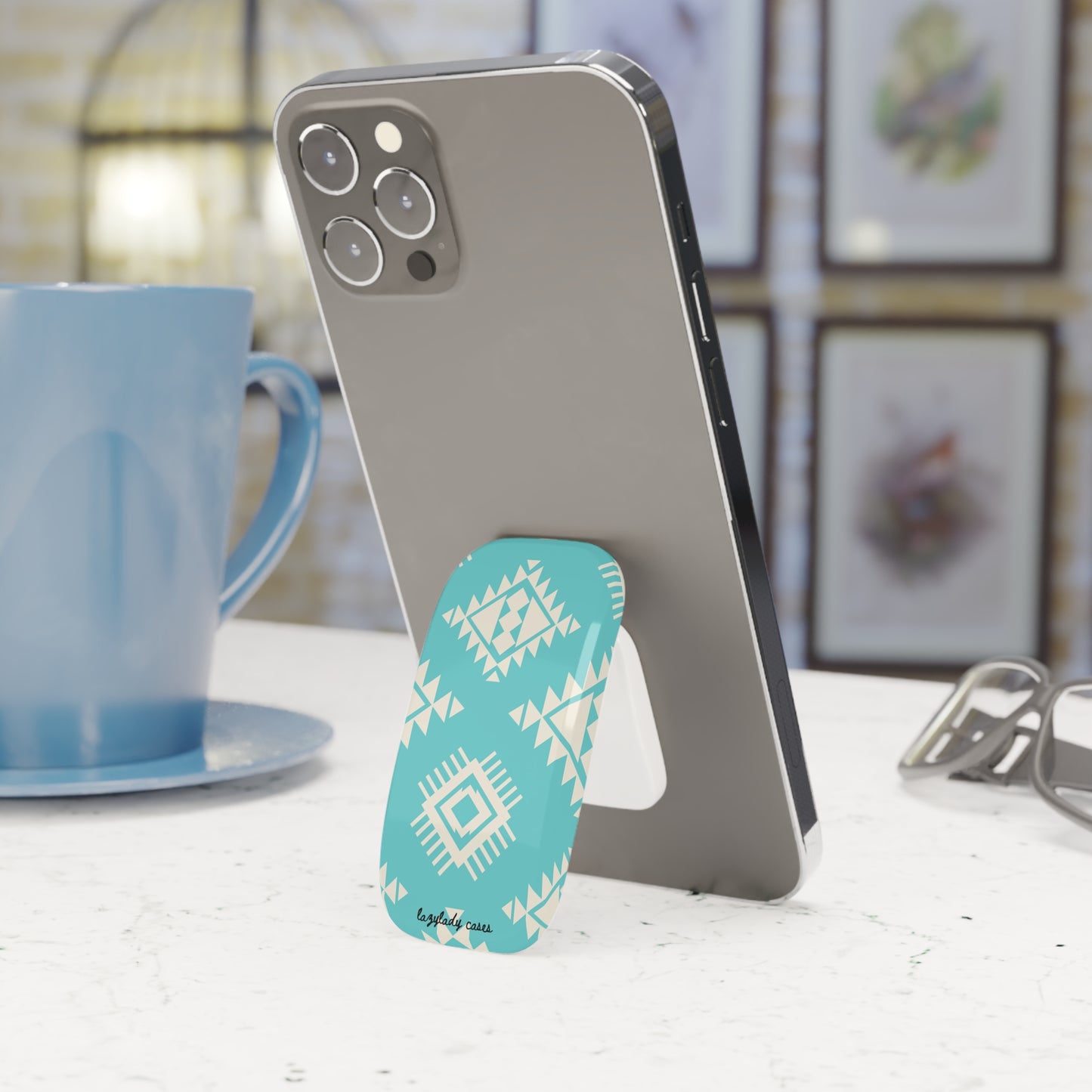 Trendy Phone Grip with Geometric Design - Perfect for Everyday Use
