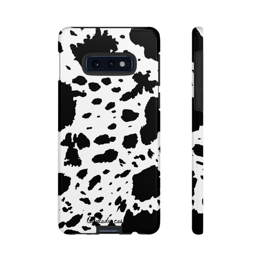 Stylish Cow Print Phone Case - Tough Protection for Your Device