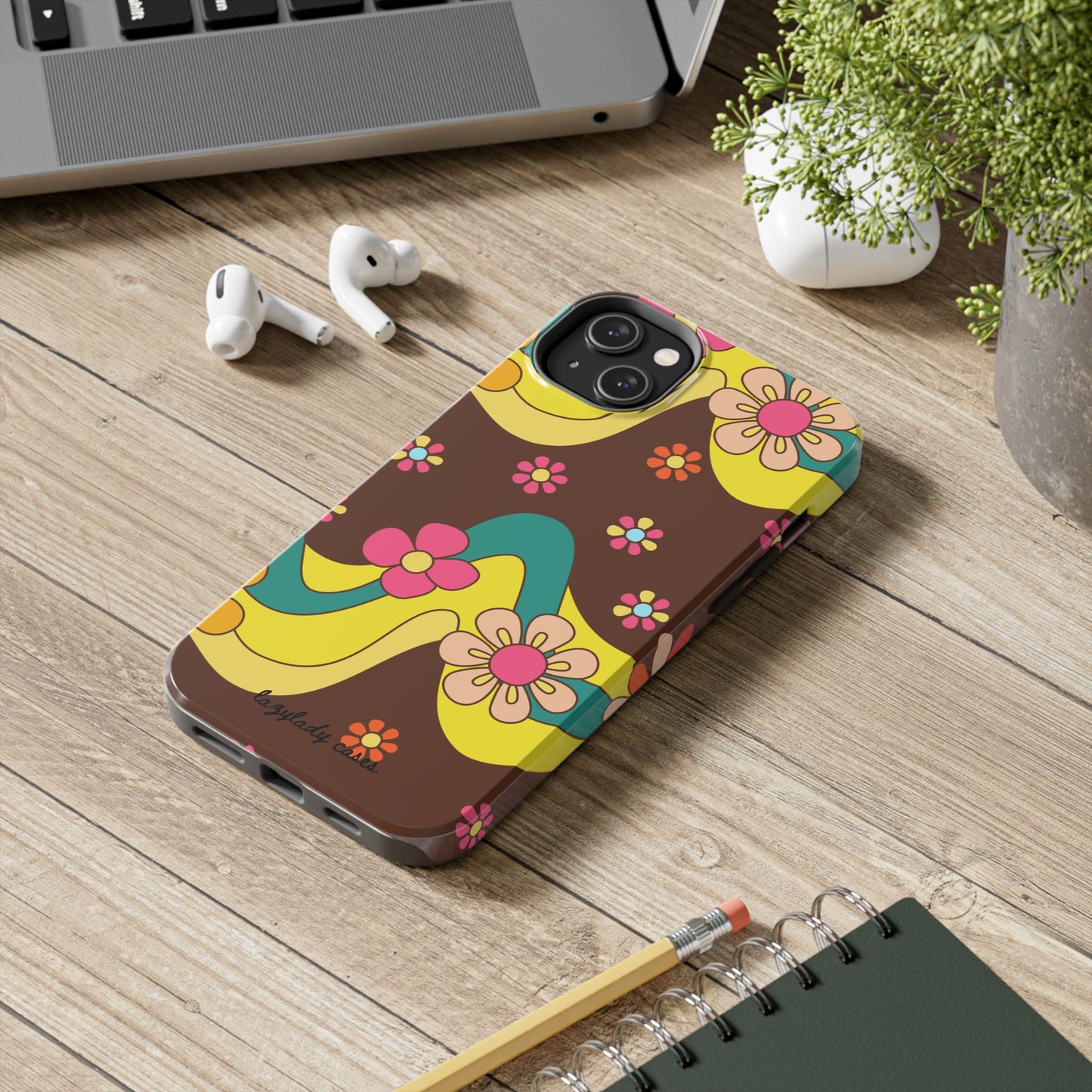Retro Floral Tough Phone Case – Stylish and Durable Design