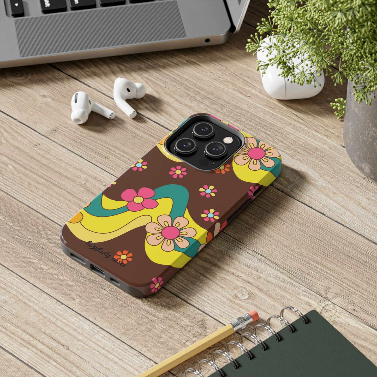 Retro Floral Tough Phone Case – Stylish and Durable Design